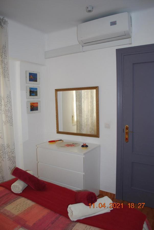 Chez Alison! Central Nerja Apt Exterior photo
